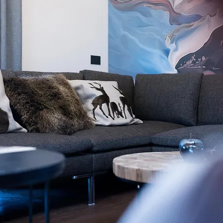Renna - Luxury Pozza di Fassa